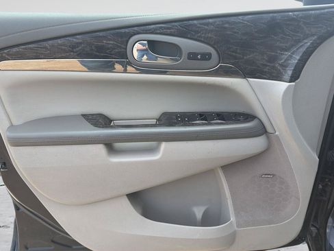 Used 2014 Buick Enclave Leather AWD/4WD image 22