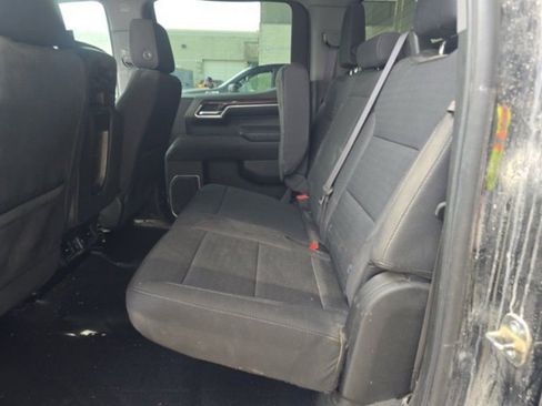 Used 2022 Chevrolet Silverado 1500 LT w/ Protection Package image 11