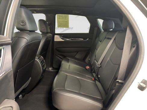Used 2023 Cadillac XT5 Premium Luxury FWD image 12
