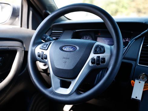 Used 2015 Ford Taurus POLICE INTERCEPTOR image 25