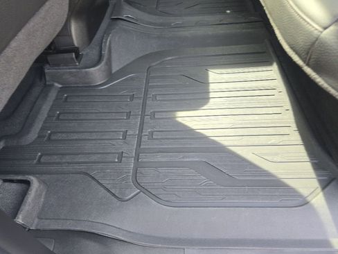 Used 2025 GMC Sierra 3500 Denali w/ Denali Reserve Package AWD/4WD image 44