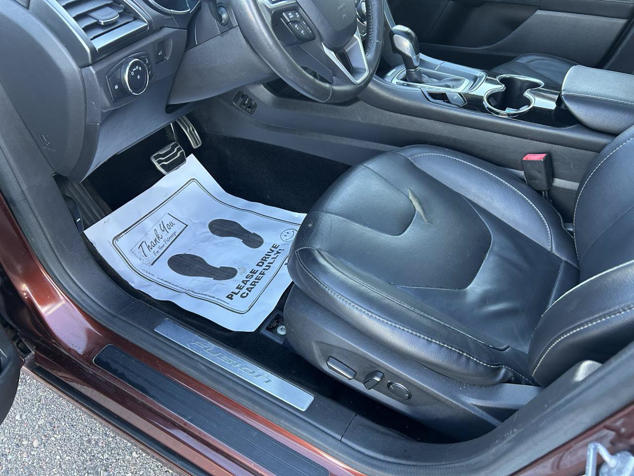 Used 2015 Ford Fusion Titanium FWD image 10