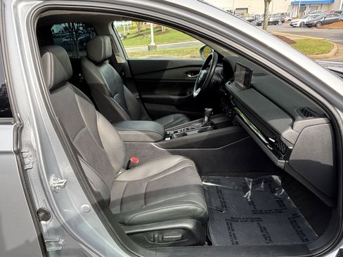 Used 2025 Honda Accord Touring image 35