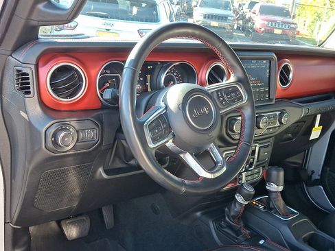 Used 2022 Jeep Wrangler Unlimited Rubicon w/ Steel Bumper Group image 25