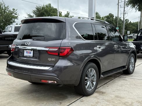 Used 2023 INFINITI QX80 Luxe w/ All-Season Package RWD image 5