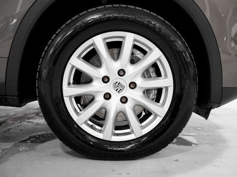Used 2012 Porsche Cayenne image 41
