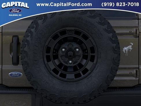 New 2026 Ford Bronco Badlands image 24
