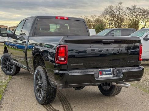 New 2026 RAM 2500 Big Horn AWD/4WD image 12