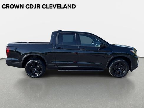 Used 2024 Honda Ridgeline Black Edition image 3