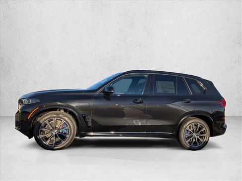 Used 2026 BMW X5 xDrive50e w/ Executive Package AWD/4WD image 5