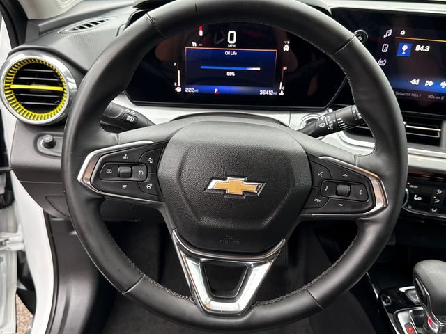 Used 2024 Chevrolet Trax LT w/ Driver Confidence Package FWD image 14