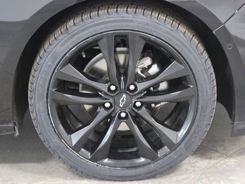 Used 2025 Chevrolet Malibu LT FWD image 13