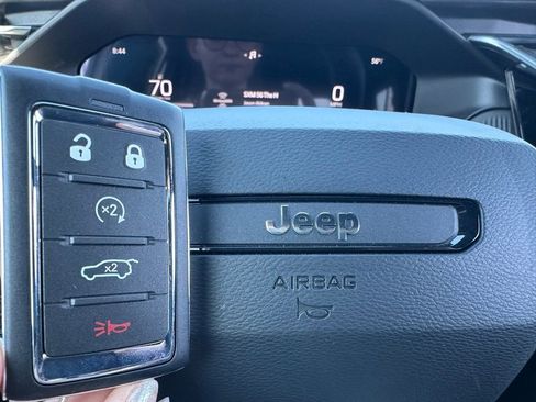 New 2026 Jeep Cherokee Limited AWD/4WD image 41