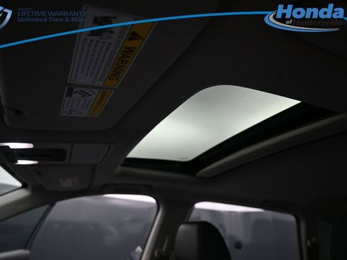 Used 2024 Honda CR-V EX-L image 25