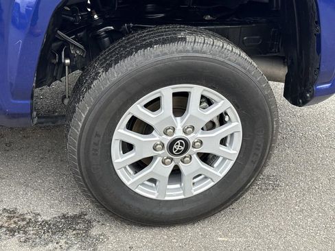 Used 2024 Toyota Tacoma SR5 image 29