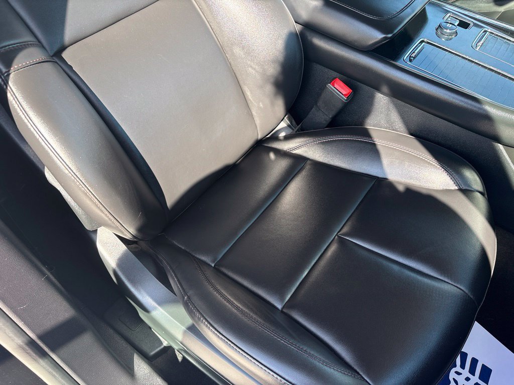 Used 2023 Lincoln Aviator AWD image 36
