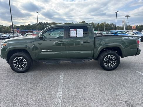 Used 2021 Toyota Tacoma TRD Sport image 5