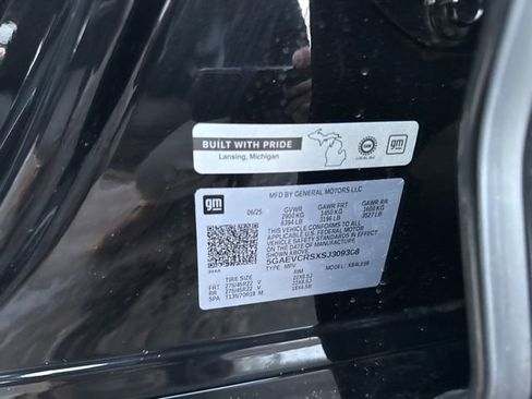 Used 2025 Buick Enclave Avenir w/ Super Cruise Package image 33