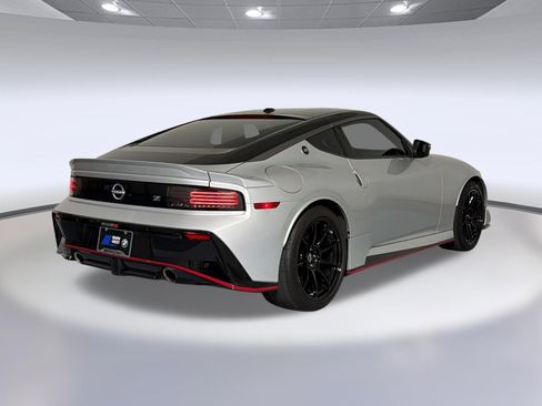 Used 2024 Nissan Z NISMO w/ Floor Mat Package RWD image 9