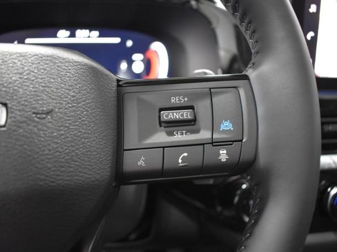 New 2026 Nissan Pathfinder Platinum AWD/4WD image 30
