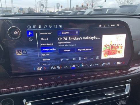 Used 2024 Chevrolet Traverse RS w/ LPO, Floor Liner Package image 13