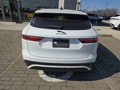 Certified 2024 Jaguar F-PACE R-Dynamic S AWD/4WD image 6