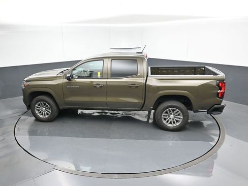 Used 2024 Chevrolet Colorado LT w/ LT Convenience Package image 43
