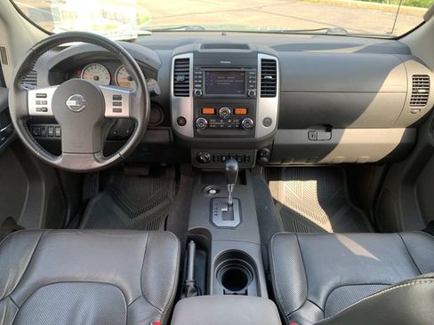 Used 2020 Nissan Frontier PRO-4X w/ Pro-4x Utility Package AWD/4WD image 26
