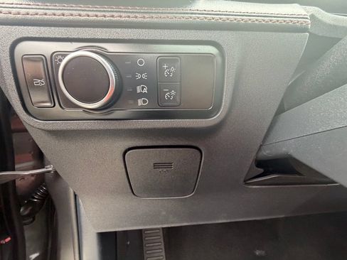 Used 2024 Ford Mustang GT Premium RWD image 37