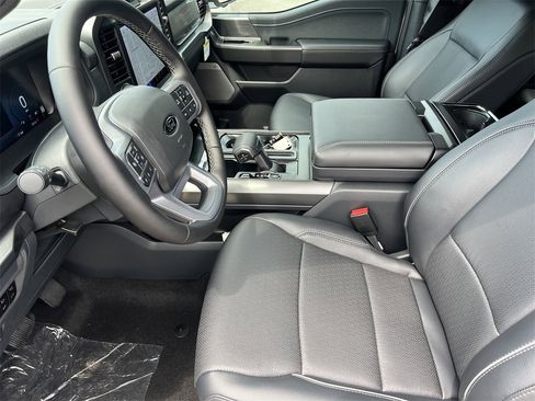 New 2025 Ford F150 Lariat w/ Equipment Group 501A Mid image 25