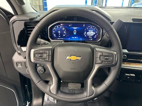 New 2026 Chevrolet Silverado 1500 LT AWD/4WD image 12