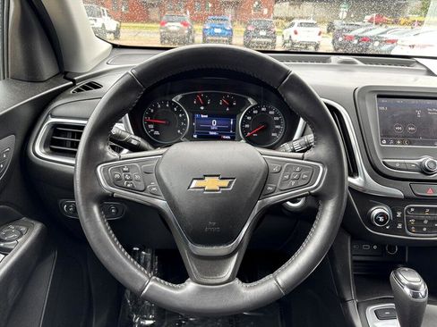Used 2021 Chevrolet Equinox LT w/ Driver Convenience Package image 14
