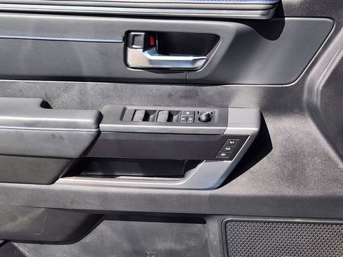 Used 2023 Toyota Sequoia Platinum AWD/4WD image 13