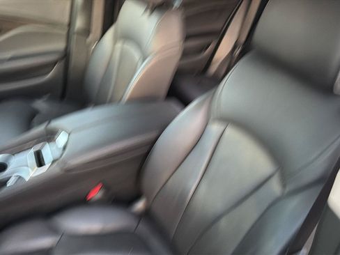 Used 2019 Buick Envision Premium AWD/4WD image 30