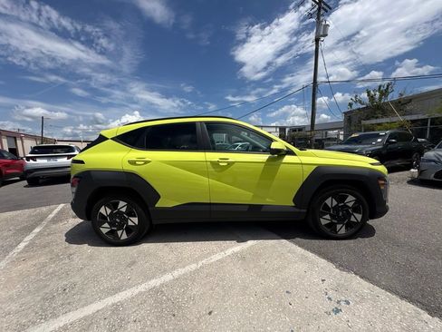 Used 2024 Hyundai Kona SEL FWD image 2