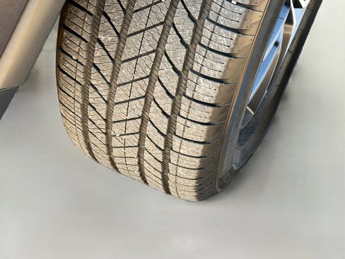 Used 2021 Jeep Grand Cherokee Limited w/ Premium Lighting Group image 45