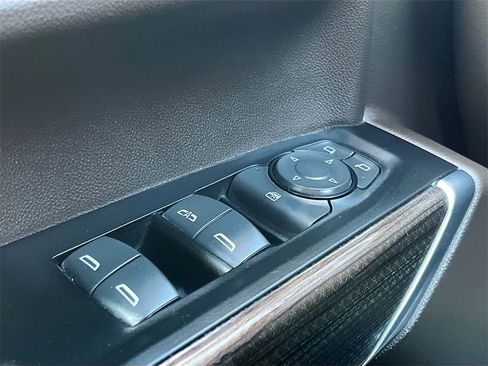 Used 2022 Chevrolet Silverado 1500 RST image 17