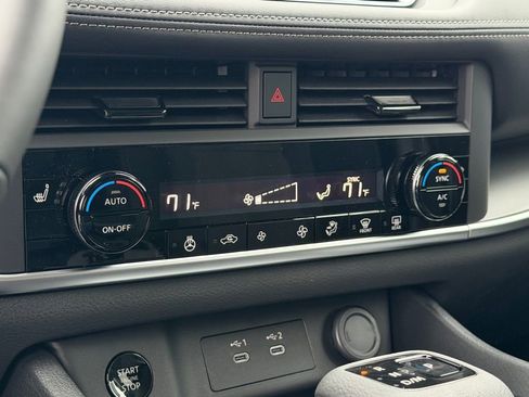 New 2026 Nissan Rogue SV w/ Cold Weather Package FWD image 27