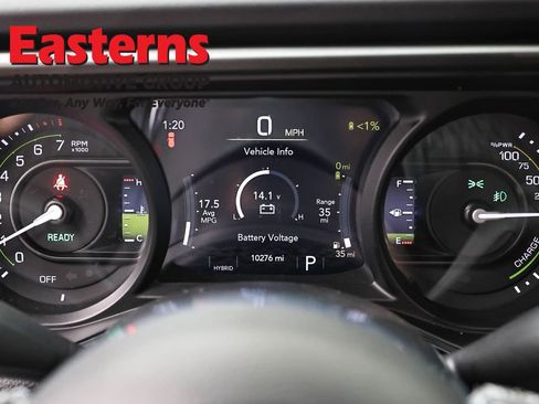 Used 2025 Jeep Wrangler Unlimited Sahara AWD/4WD image 18