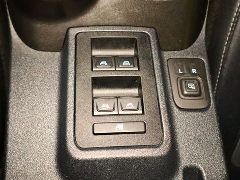 Used 2023 Ford Bronco Everglades image 28