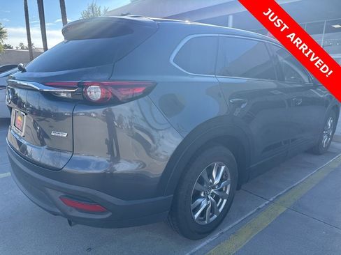 Used 2018 MAZDA CX-9 Touring w/ Touring Premium Package image 5