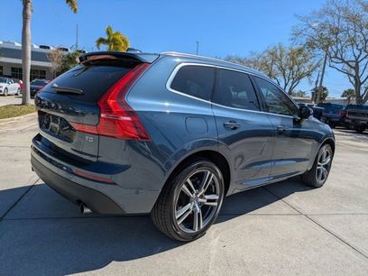 Used 2019 Volvo XC60 T5 Momentum w/ Multimedia Package