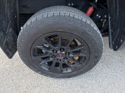 Used 2024 Toyota Tundra Limited w/ TRD Off-Road Package image 9