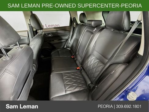 Used 2021 Nissan Rogue Platinum image 26