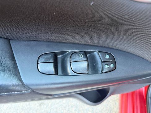 Used 2017 Nissan Sentra SV FWD image 18
