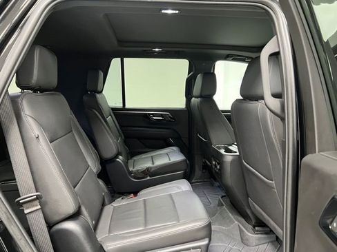 Used 2025 Chevrolet Tahoe Z71 w/ Comfort Package image 56