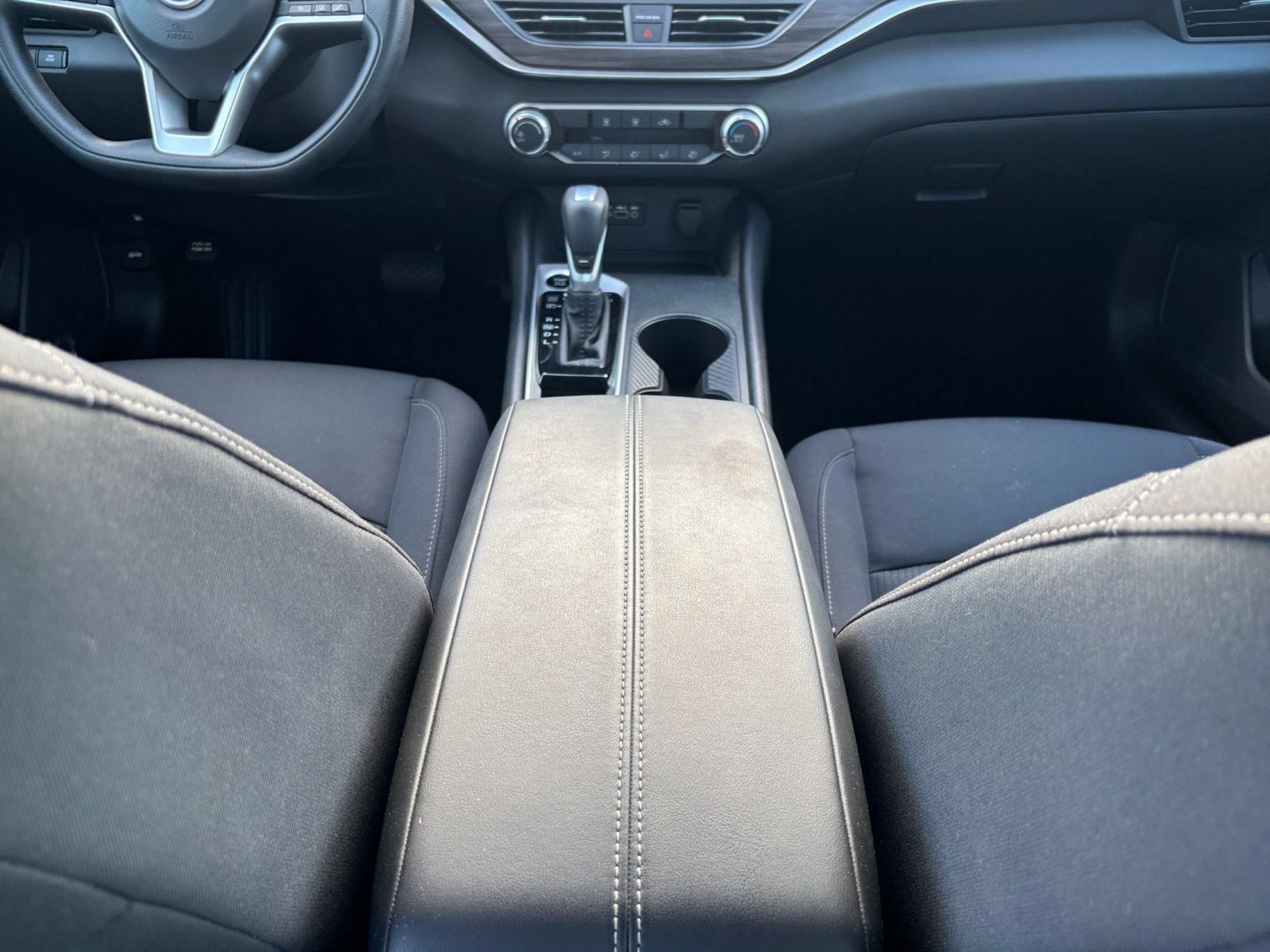 Used 2026 Nissan Altima 2.5 SV FWD image 40