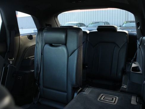 Used 2019 Audi Q7 3.0T Premium Plus AWD/4WD image 24