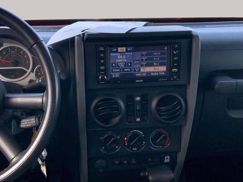Used 2008 Jeep Wrangler Unlimited Rubicon w/ PWR Convenience Group AWD/4WD image 6