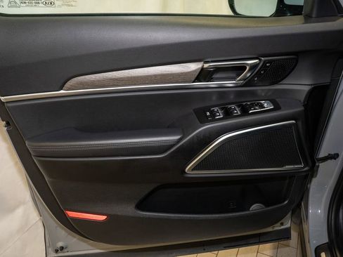 Used 2021 Kia Telluride SX w/ SX Prestige Package image 14